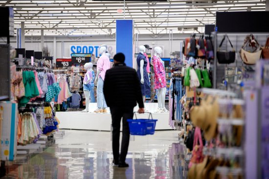 散户配资股票 调查显示 特朗普关税措施可能引发美国消费者不满