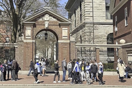 杠杆配资官网 白宫施压哈佛 美媒批评其“目光短浅”